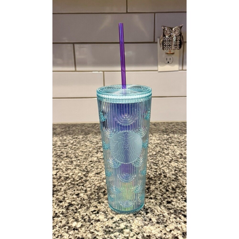 Starbucks Spring 2022 Iridescent Mermaid Scales Tumbler Cold Cup 24 oz W/ Straw